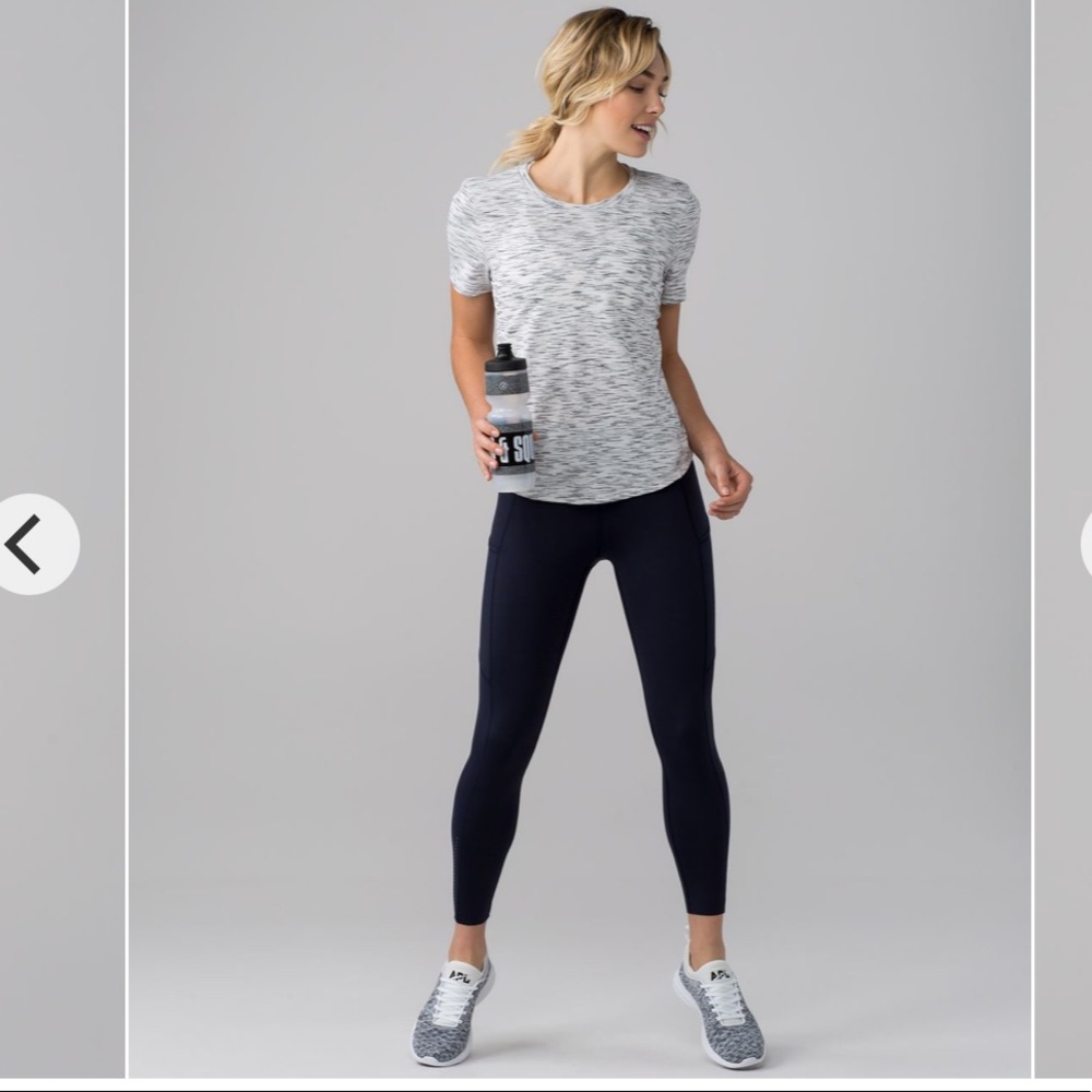 Lululemon Long Distance Short Sleeve
Tiger Space Dye Black White (First …
